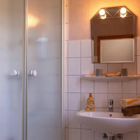 Appartement Hus-pellworm-3-ferienwohnung-meeresbrise