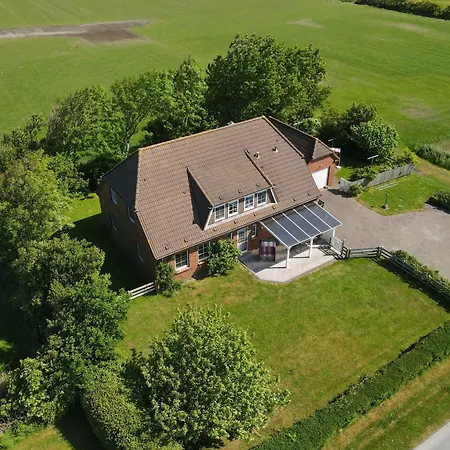 Hus-pellworm-3-ferienwohnung-meeresbrise *