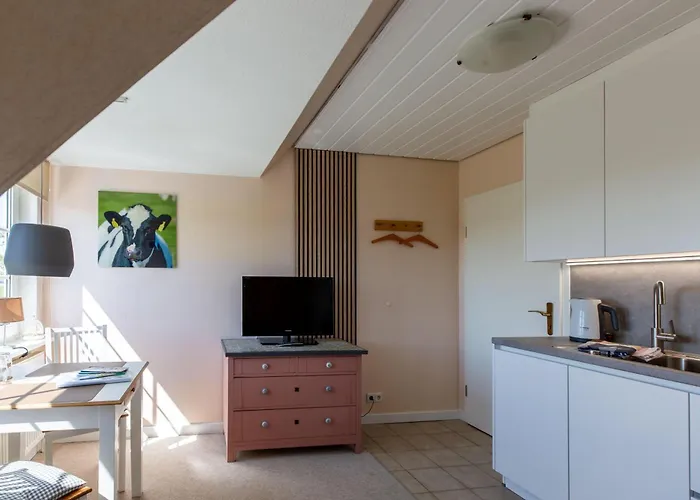 Hus-pellworm-3-ferienwohnung-meeresbrise * Pellworm