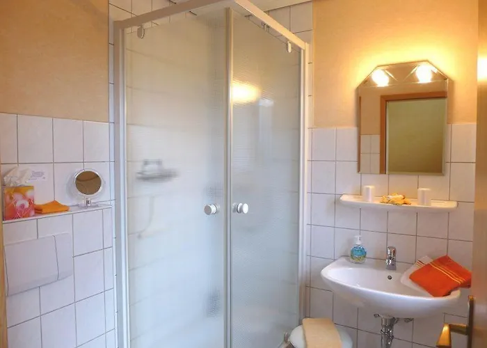 Hus-pellworm-3-ferienwohnung-meeresbrise Appartement